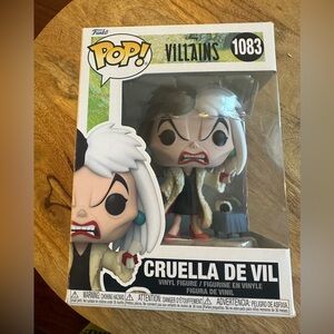 Funko Villains Cruella De Vil Figure with Black and White Hair